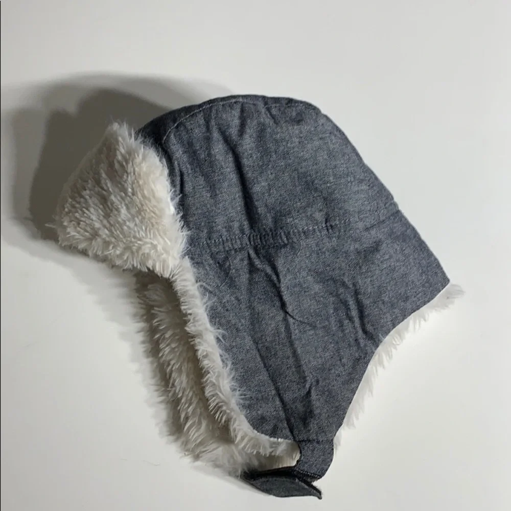 WonderKids Infant grey Fuzzy Ear Flap Hat With Velcro Strap winter outer